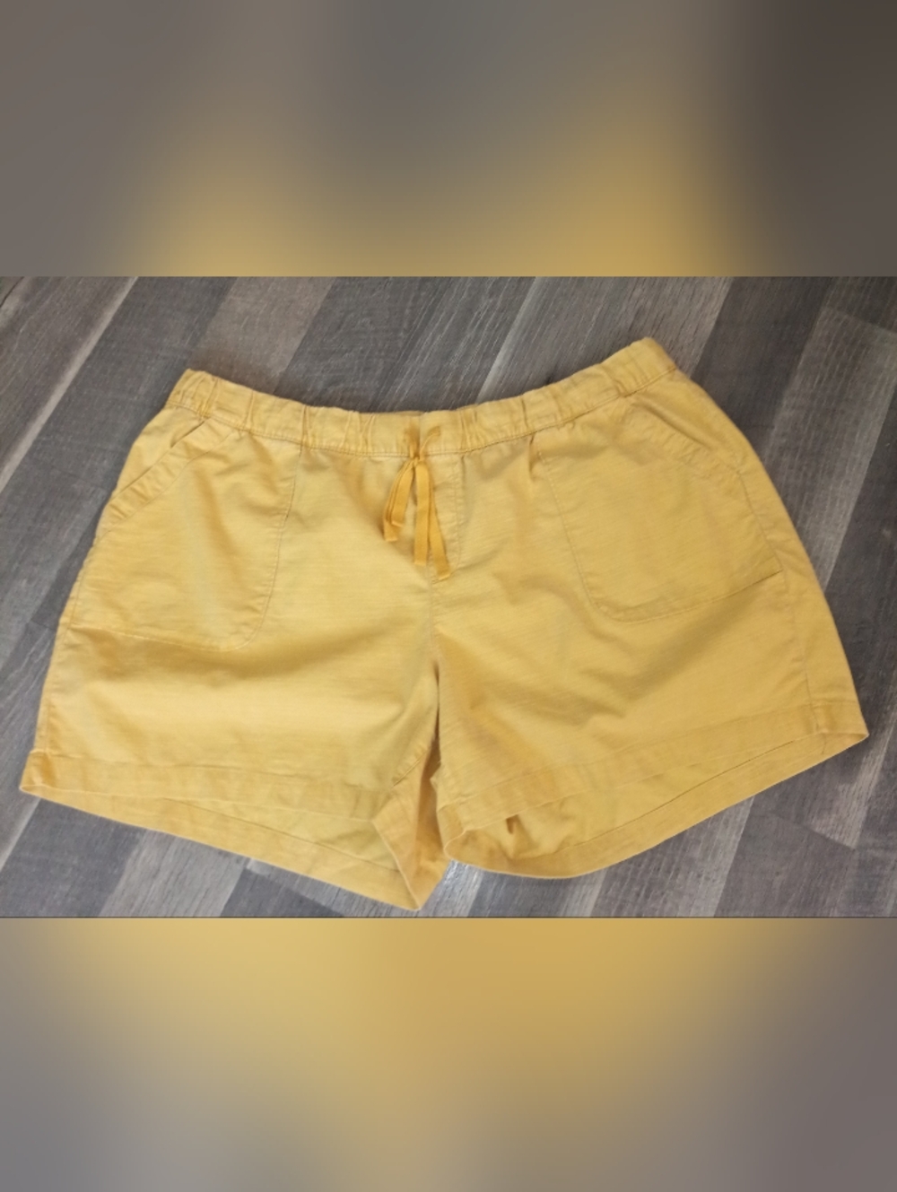Lane Bryant Yellow Shorts Size 22 Elastic Waist Drawstring